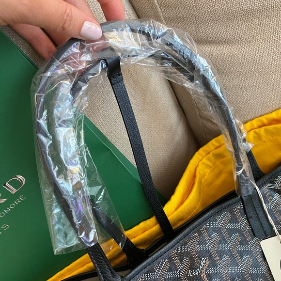 BRAND NEW W/ TAGS Goyard St. Louis PM Black - Picture 7 of 8